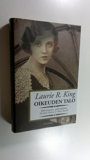 Laurie R. King : Oikeuden talo