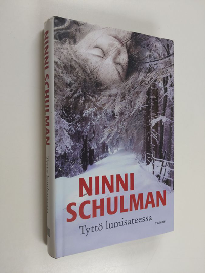 Ninni Schulman : Tyttö lumisateessa
