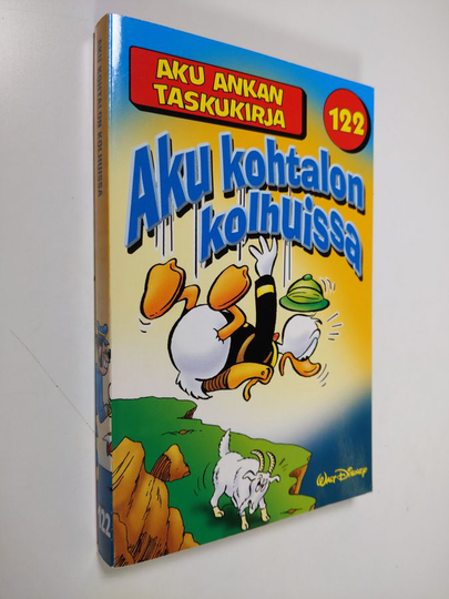 Walt Disney : Aku kohtalon kolhuissa