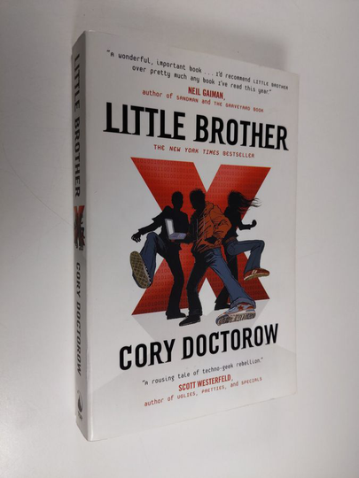 Cory Doctorow : Little Brother