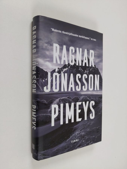 Ragnar Jónasson : Pimeys