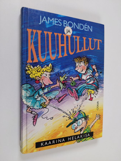 Kaarina Helakisa : James Bondén ja kuuhullut