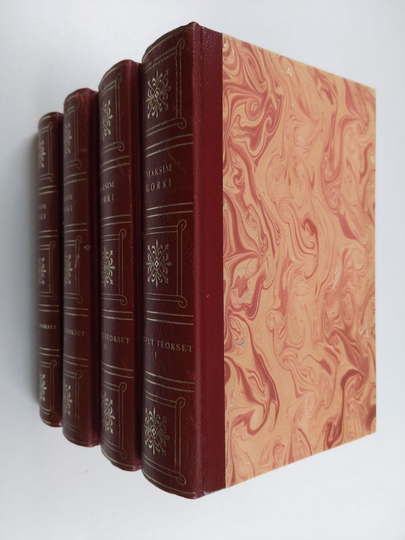 Maksim Gorki : Valitut teokset 1-4 : Kertomuksia ; Äiti, Pohjalla ; Lapsuuteni, Ihmisten parissa ; Yliopistoni, Artamonovien tarina