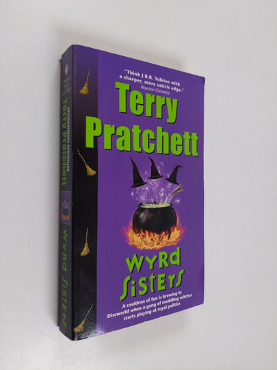 Terry Pratchett : Wyrd Sisters Discworld series