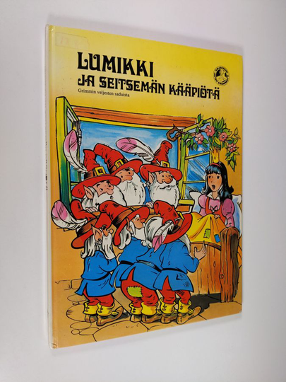 Ingrid ym. Emond : Lumikki ja seitsemän kääpiötä - Grimmin veljesten saduista