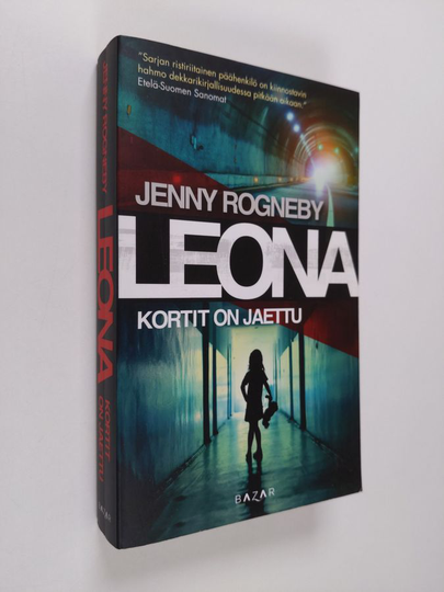 Jenny Rogneby : Leona : kortit on jaettu