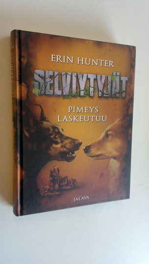 Erin Hunter : Pimeys laskeutuu