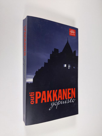 Outi Pakkanen : Yöpuisto