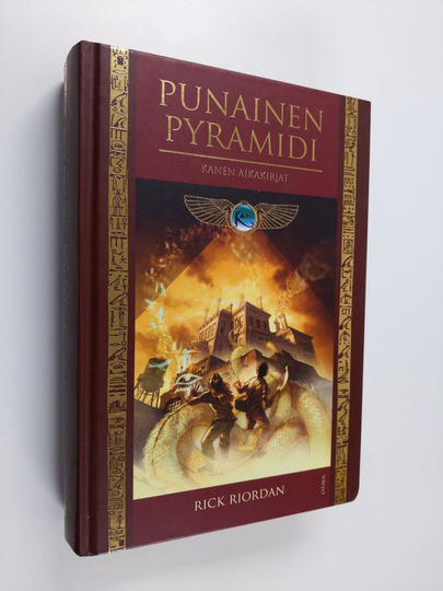 Rick Riordan : Punainen pyramidi